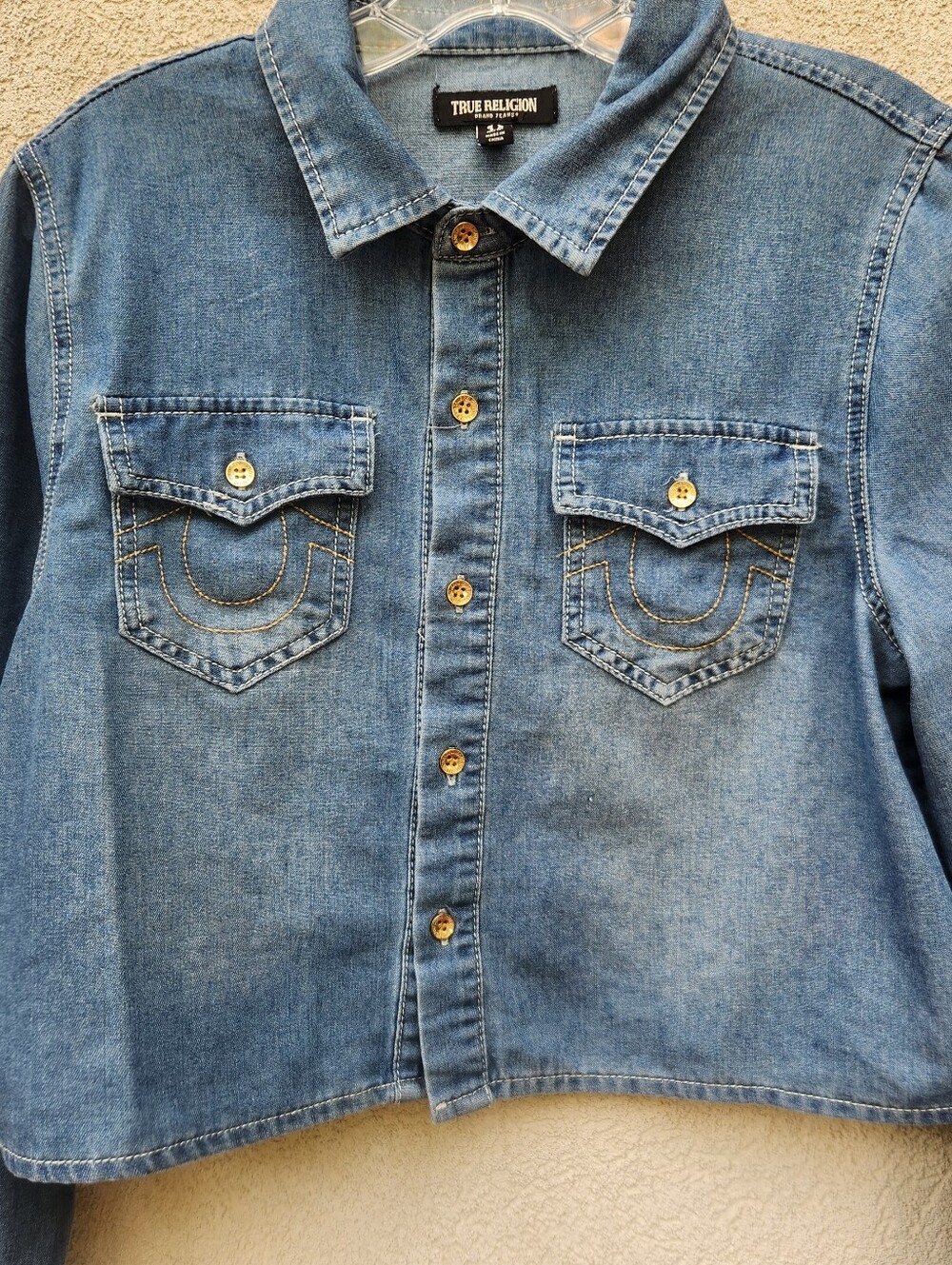 TRUE RELIGION Women’s Oversized Cropped Shirt Medium Blue Jacket - Picture 7 of 7